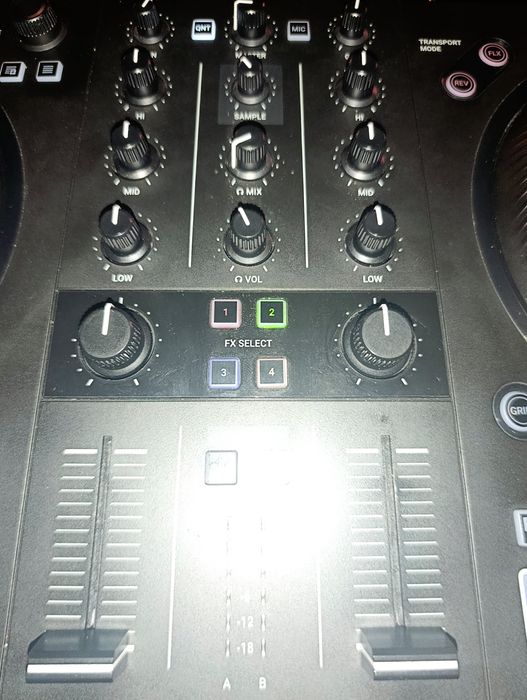 Dj TRAKTOR S2 MK3 (Decksaver)
