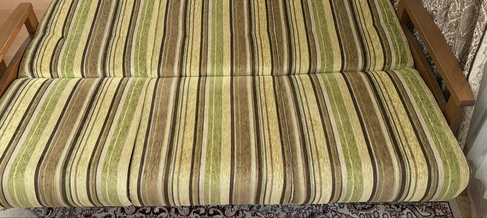 Продам диван б/у