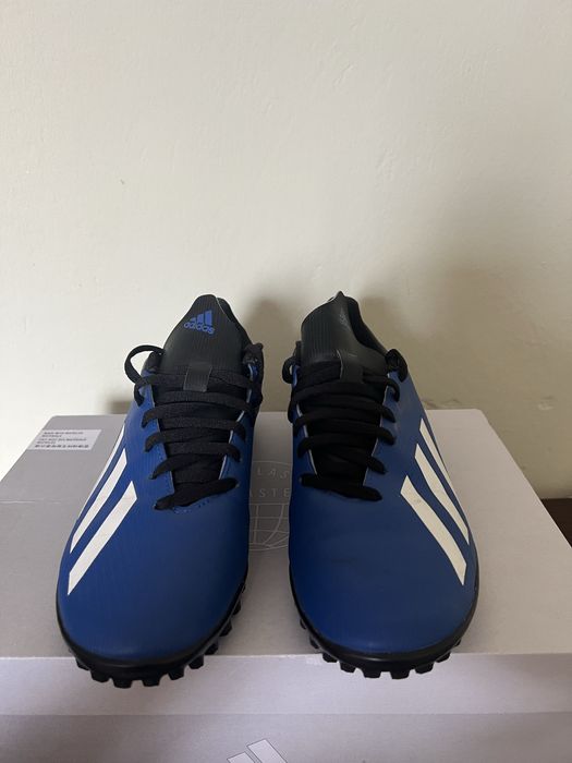 Adidas футболни обувки №39