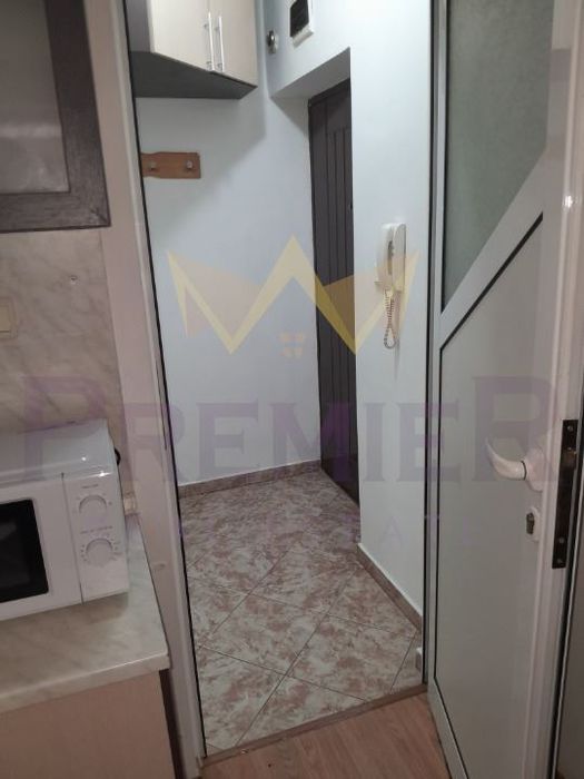 Дава се под наем Двустаен апартамент в Варна, Колхозен пазар - 45 кв.м за 378.93 € - Снимка #5