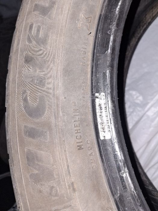 Гуми зимни 4 броя MICHELIN 235/55/19