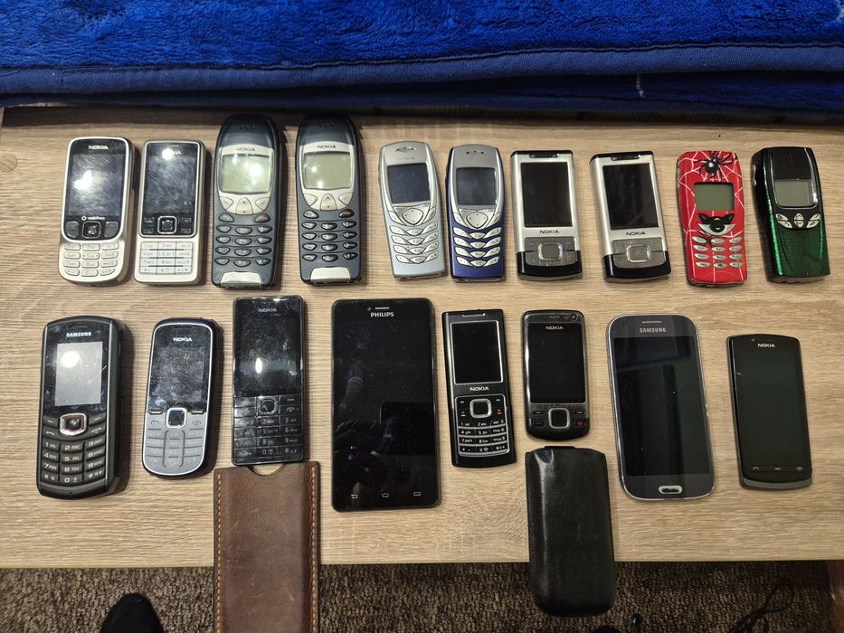Telefoane mobile vechi