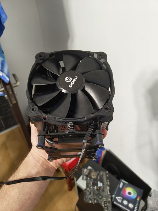 Cooler enermax 140mm