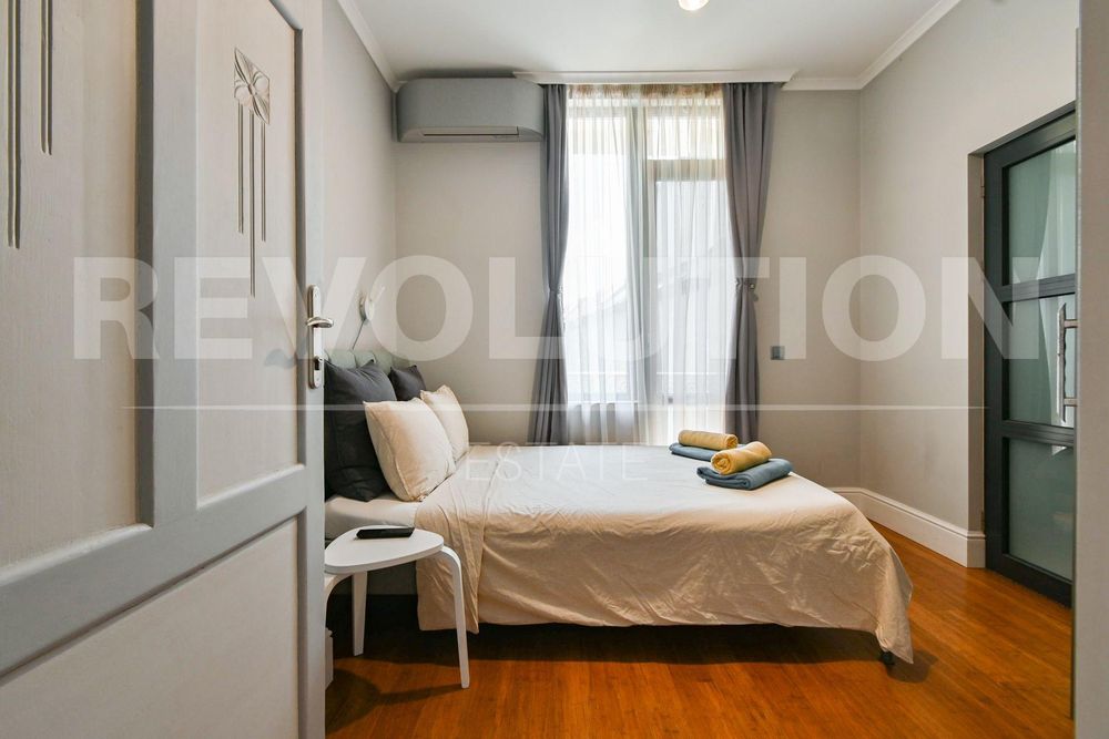 Продава се Тристаен апартамент в София, Център - 123 кв.м за 3171 €/кв.м - Снимка #6