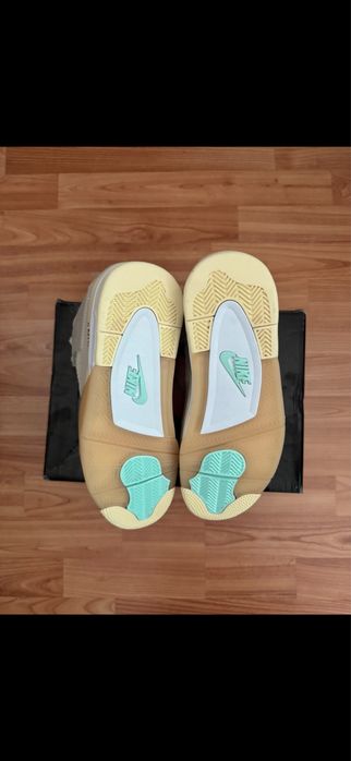 Sneakersi Nike Air Jordan Retro 4 x Off-White