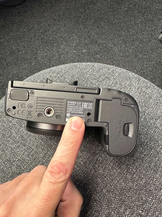 Canon EOS R Body - CA NOU - Doar 4000 Cadre!