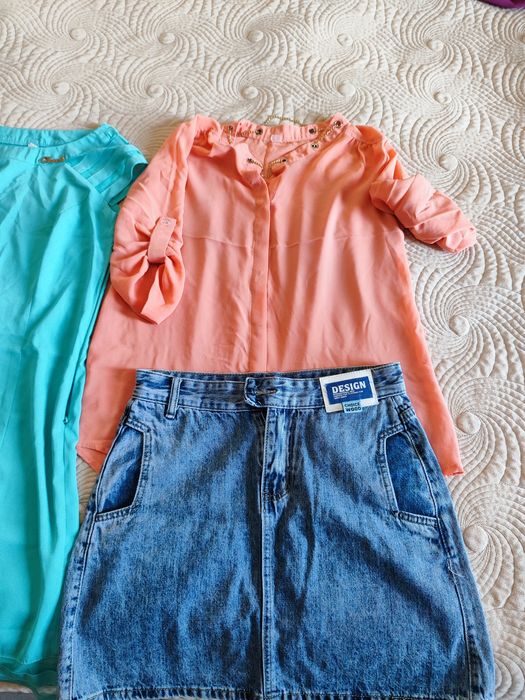 Отдам даром вещи женские