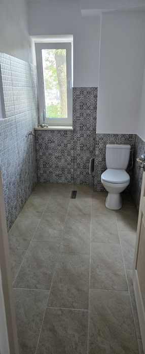 închiriez apartament/spatiu 50 m2