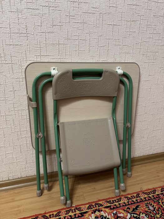 Детские стол и стул