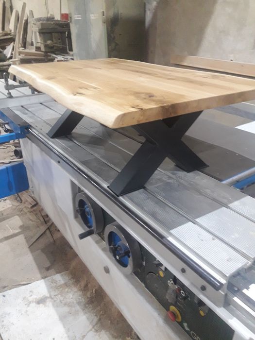 Холна маса с дъбов плот и крака х