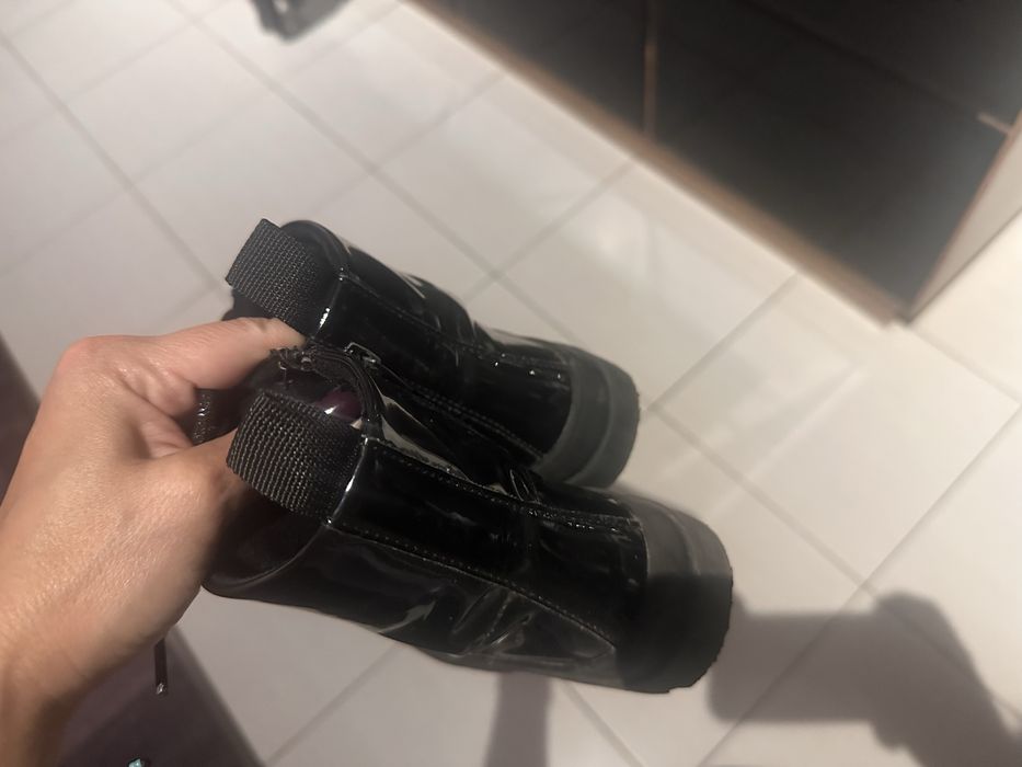 Лачени боти  H&M