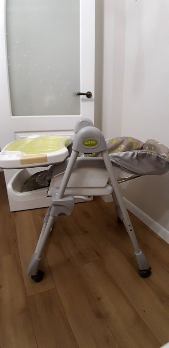 Стульчик для кормления 0+