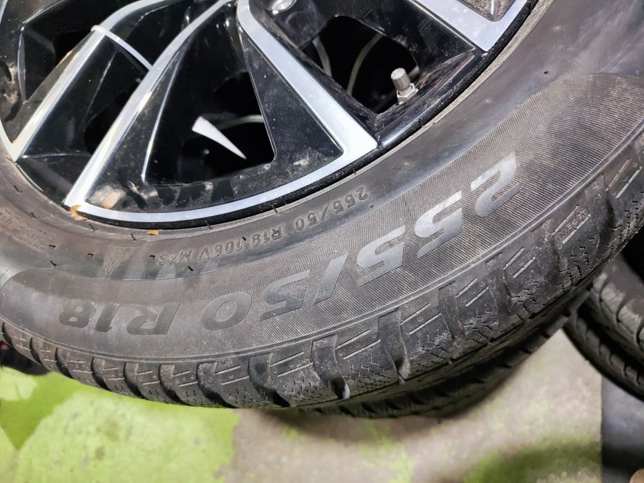 4 бр зимни 255/50/18 Pirelli