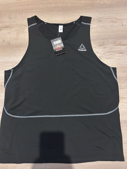 Тренироаочная майка reebok