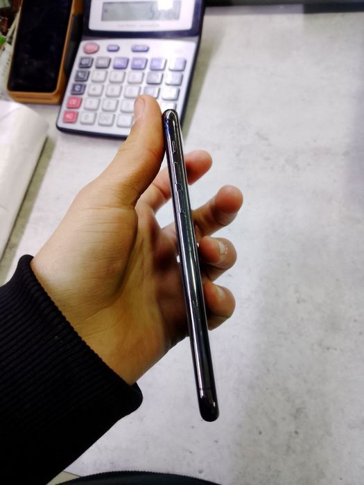 Iphone 11 pro 64 tali idiyal