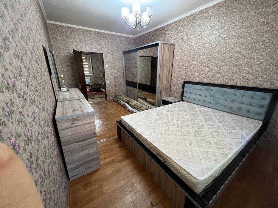 Своя, 3-ком, 1-этаж. М.-Улугбекский район, Ялангач, 600 у.е. Семьям.