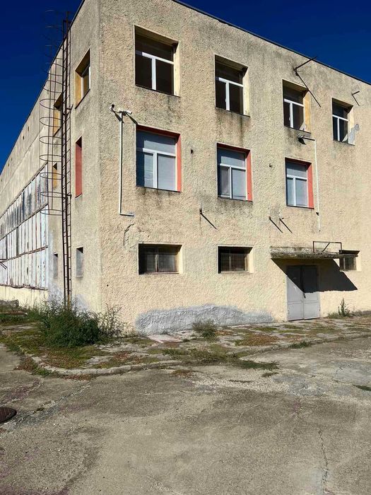 Продава се Промишлена сграда в Павел баня - 16466 кв.м за 93 €/кв.м - Снимка #5