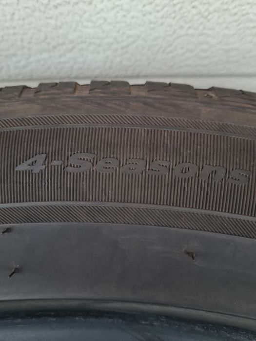 Всесезонни гуми 4 броя HANKOOK Kinergy 4S2X 225 55 R19 дот 0823