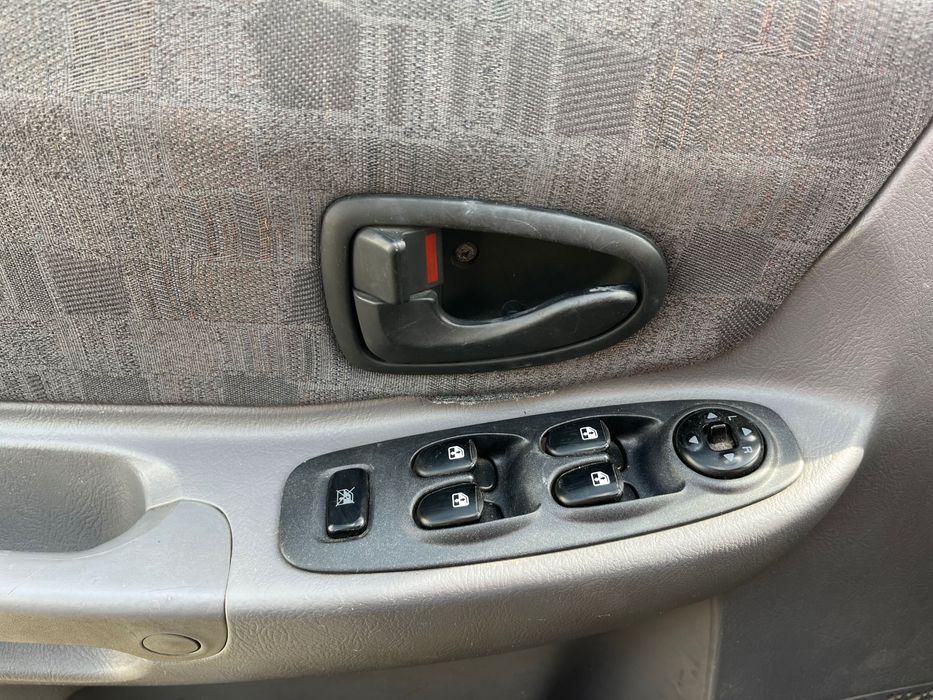 Vând Hyundai Accent