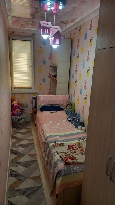 Яшнобод тамани Олмос махалласи 3-4/15/16 квартира сотилади.