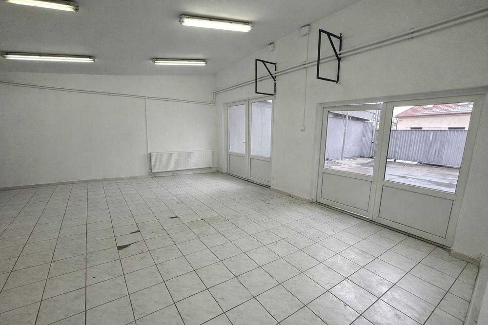 Birouri si hala productie / depozit de inchiriat, central in Oradea