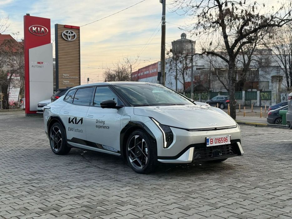 Kia EV4 EV4 Fastback 150 kW 81.4 kWh AT 2WD GT Line (MY 2026)