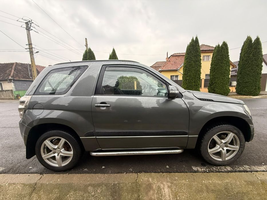 SUZUKI Grand Vitara 2012 — imagine 3