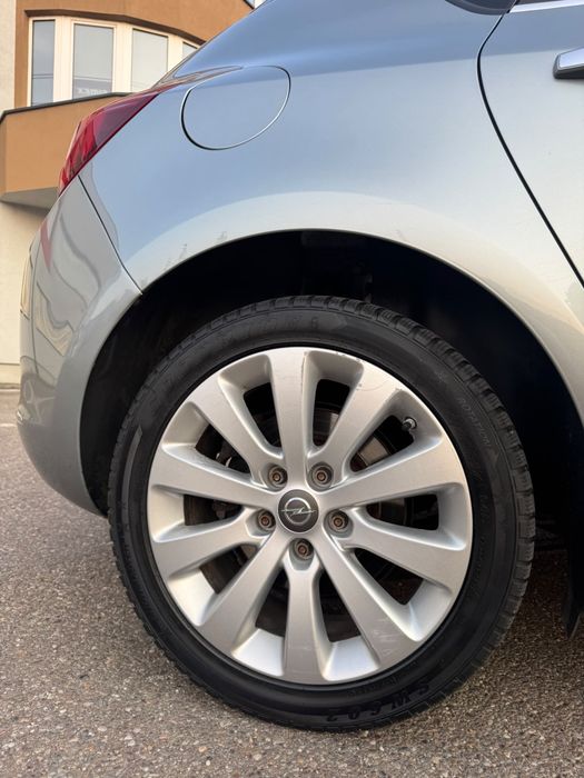 Vand Opel Astra J