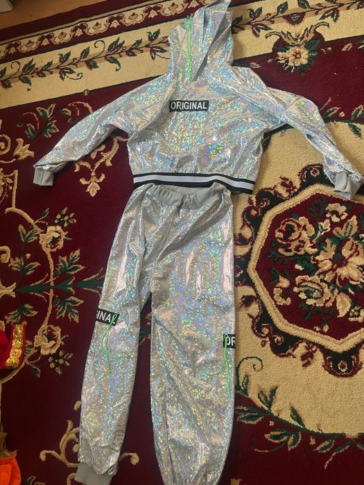 Би костюмдері. Прокатқа