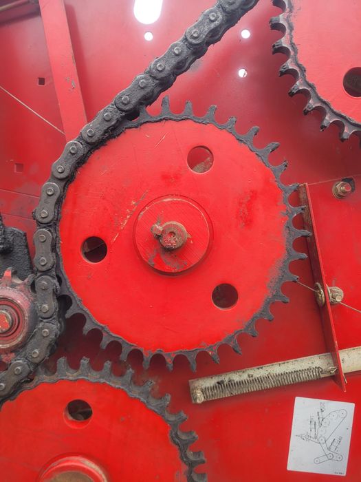 Baotiera/presa baloti rotunzi Claas Rollant 42