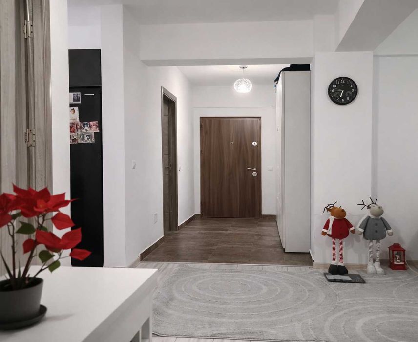 Apartament 3 camere + Parcare privata • 2 băi • 2 balcoane