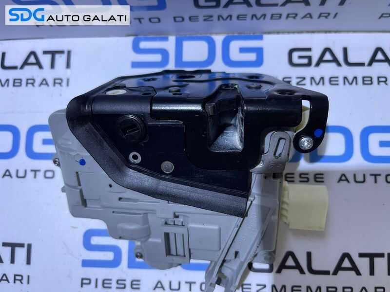 Broasca Incuietoare Usa Portiera Dreapta Spate cu 7 Pini VW Passat B7 2010 - 2015 Cod 3C4839016A  [L8009]