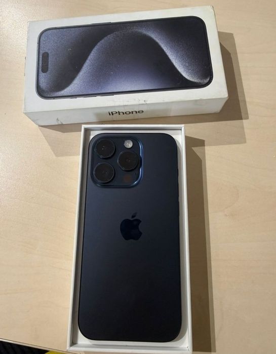 Vand sau schimb iPhone 15 Pro cu cutie si factura, doar in Bucuresti