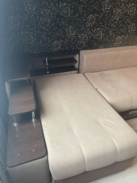 Продам б/у диван 3,5 метра