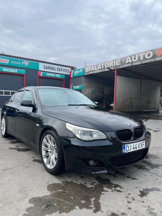 Vând BMW e60 525d