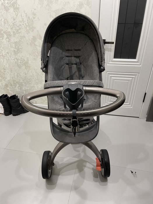 Детская коляска stokke