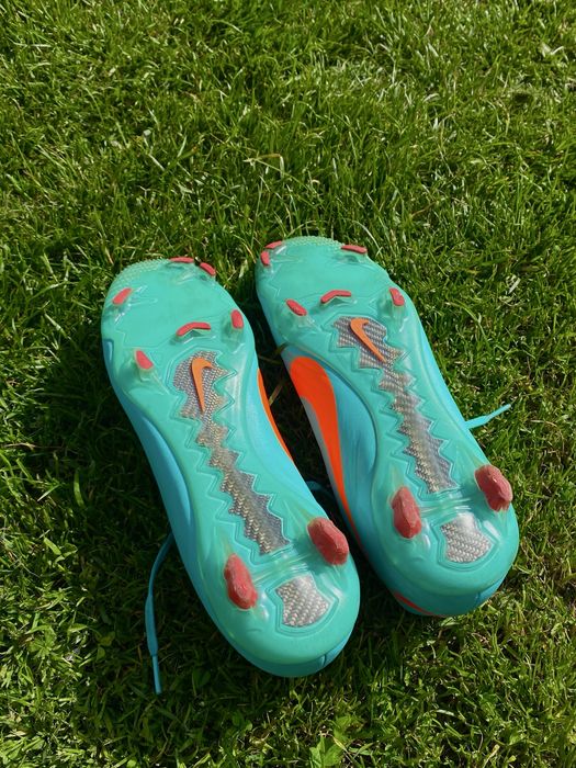 Nike Retro Mercurial Vapor VIII Size 44