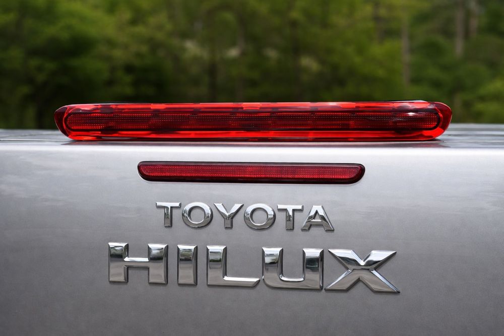 Стоп сигнал Toyota Hilux