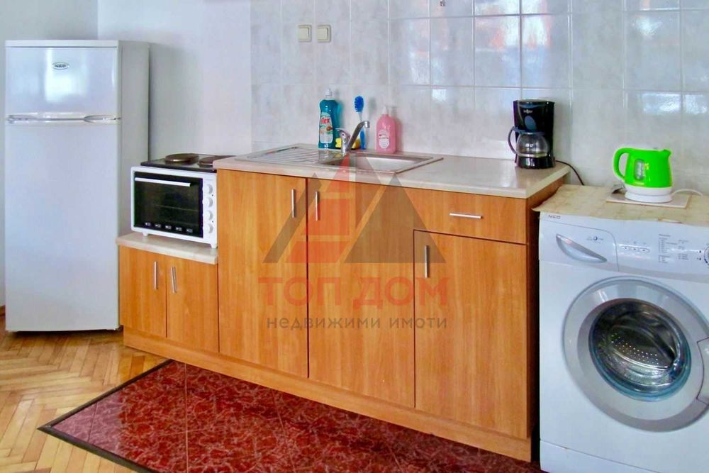 Дава се под наем Двустаен апартамент в Варна, Център - 55 кв.м за 450 € - Снимка #2