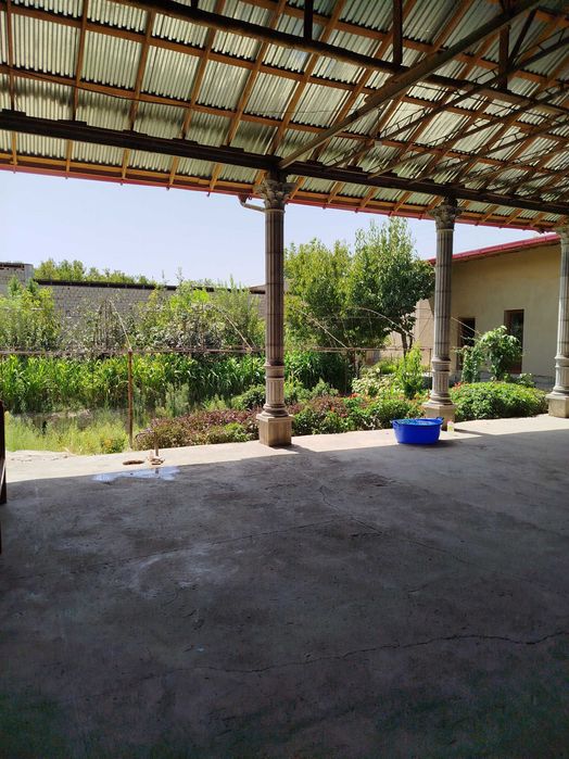 Yashash uchun tayyor hovli