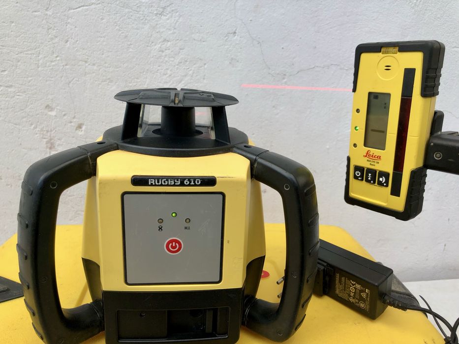 Nivela laser rotativa Leica RUGBY610