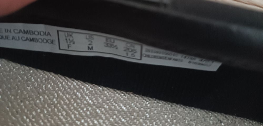 33,5 обувки Clarks