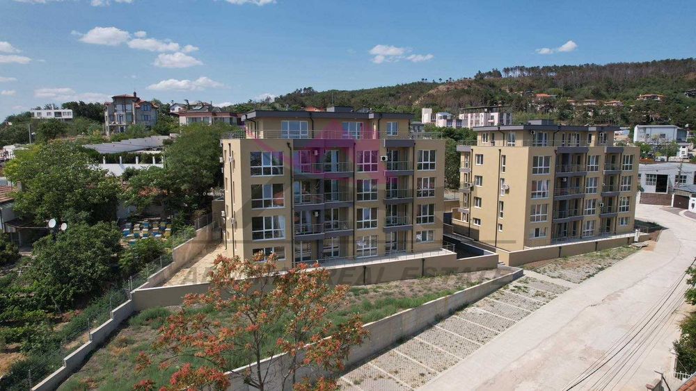 Продава се Двустаен апартамент в Варна, Възраждане 3 - 51 кв.м за 1900 €/кв.м - Снимка #5