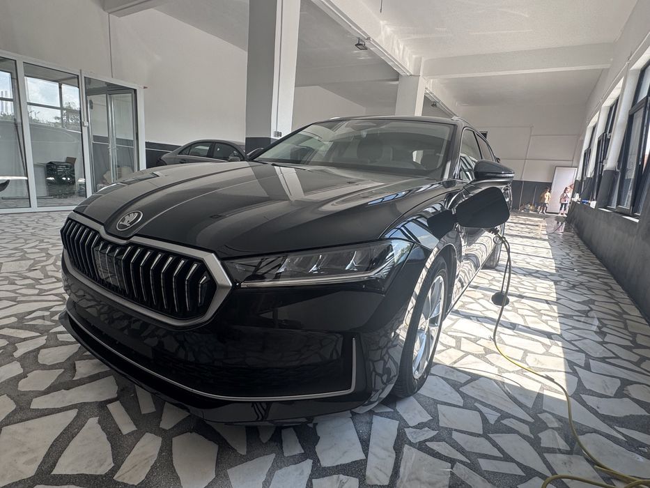 Skoda superb IV 1,5 plug in