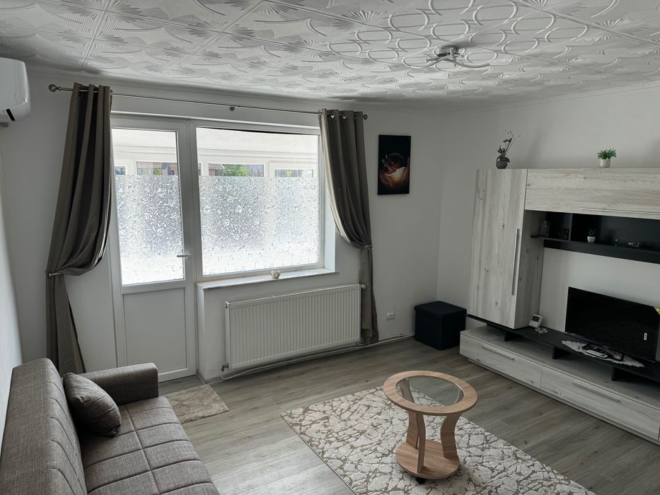 Ap 2 camere Hunedoara, la Teatru, et 2, recent renovat, modern, 290E