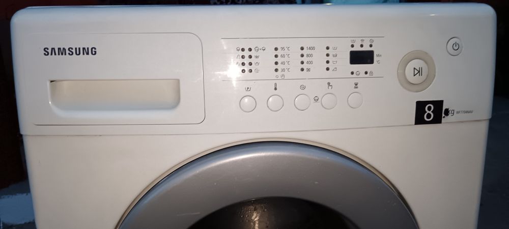 Mașină de spălat rufe Samsung.