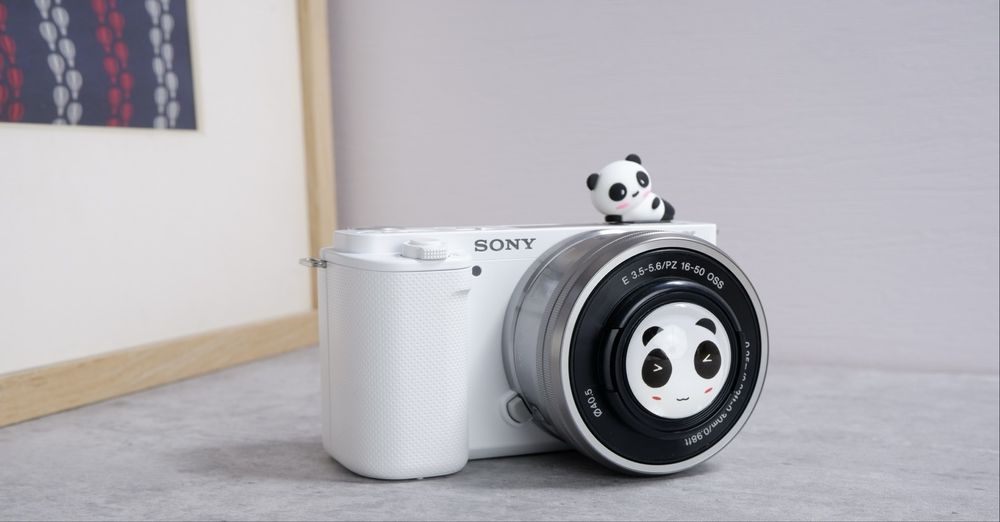 Sony ZV-E10 — идеальное состояние