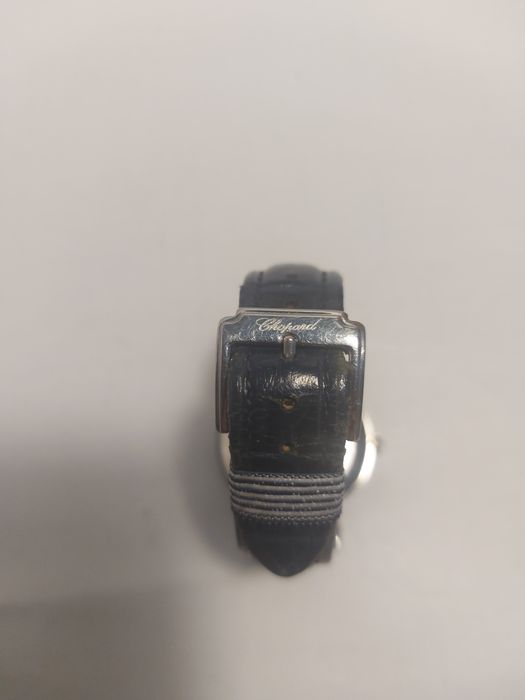Женские часы Chopard