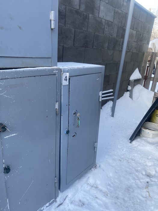 Металлические шкафы