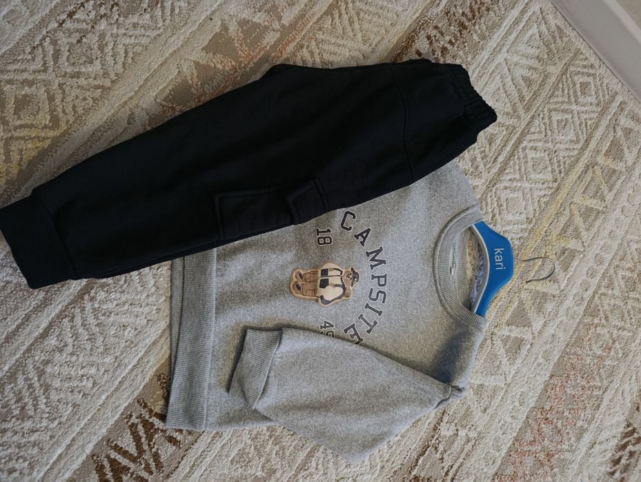 Кофты на мальчика 3-4 г